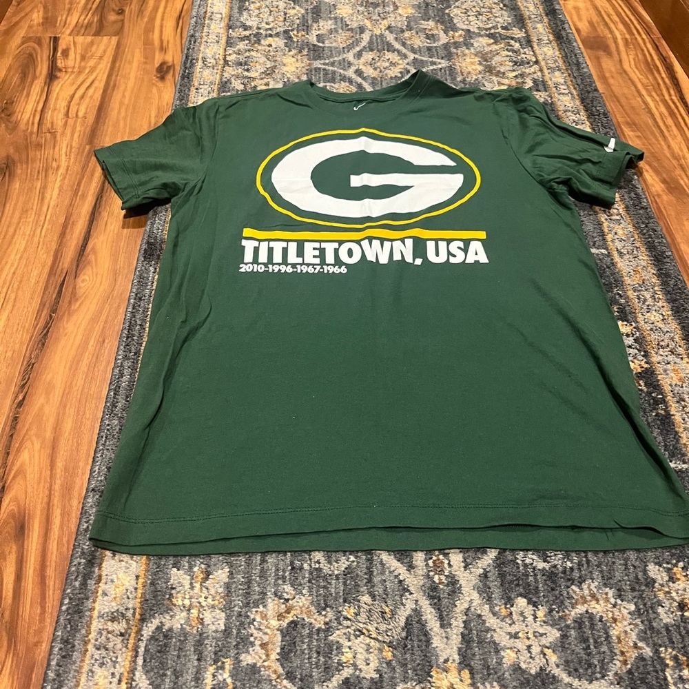 Green Bay packers t shirt